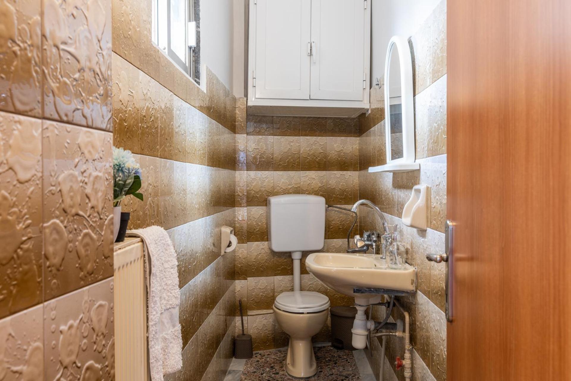 Olympus Apartment *